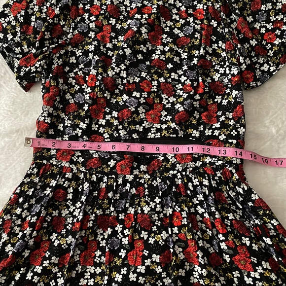 Floral Print Stomach Cut Out Short Sleeve Dress - Picture 8 of 14